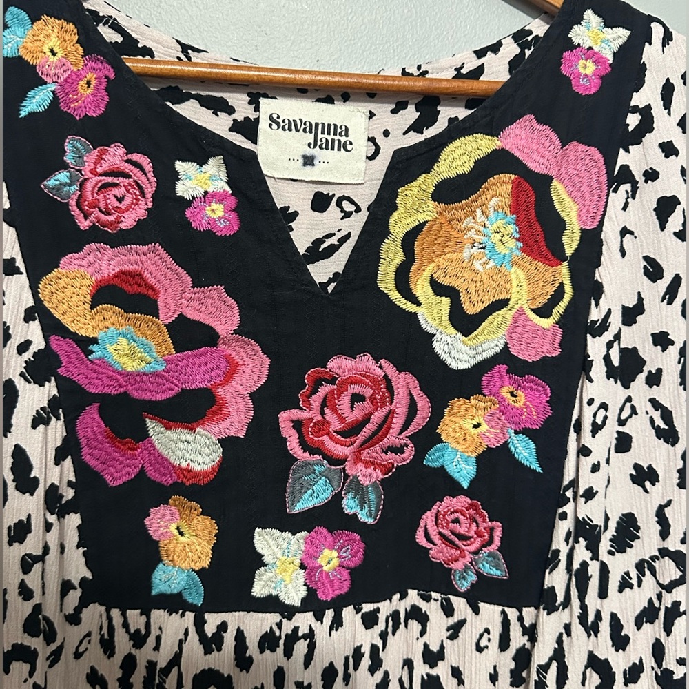 Savanna Jane Embroidered Floral/Animal Print Cap Sleeve Blouse 2X So Cute! - Picture 2 of 13